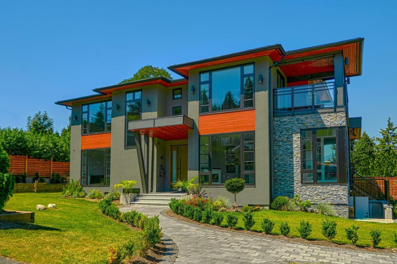 The Chateau Burnaby Eksteriør billede